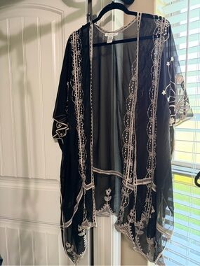 Rachel Zoe Black Sheer Kimono with Ivory Trim